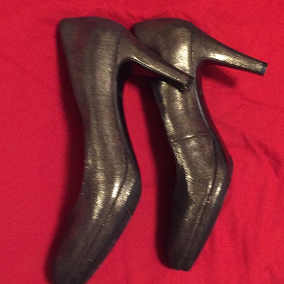 NATURALIZER N5 CONTOUR BLACK/GOLD SHINEY7.5M SHOES - Picture 7 of 7